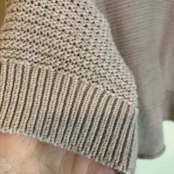 American Eagle Outfitters, cable knit sweater, tan, excellent condition, large - Picture 3 of 3